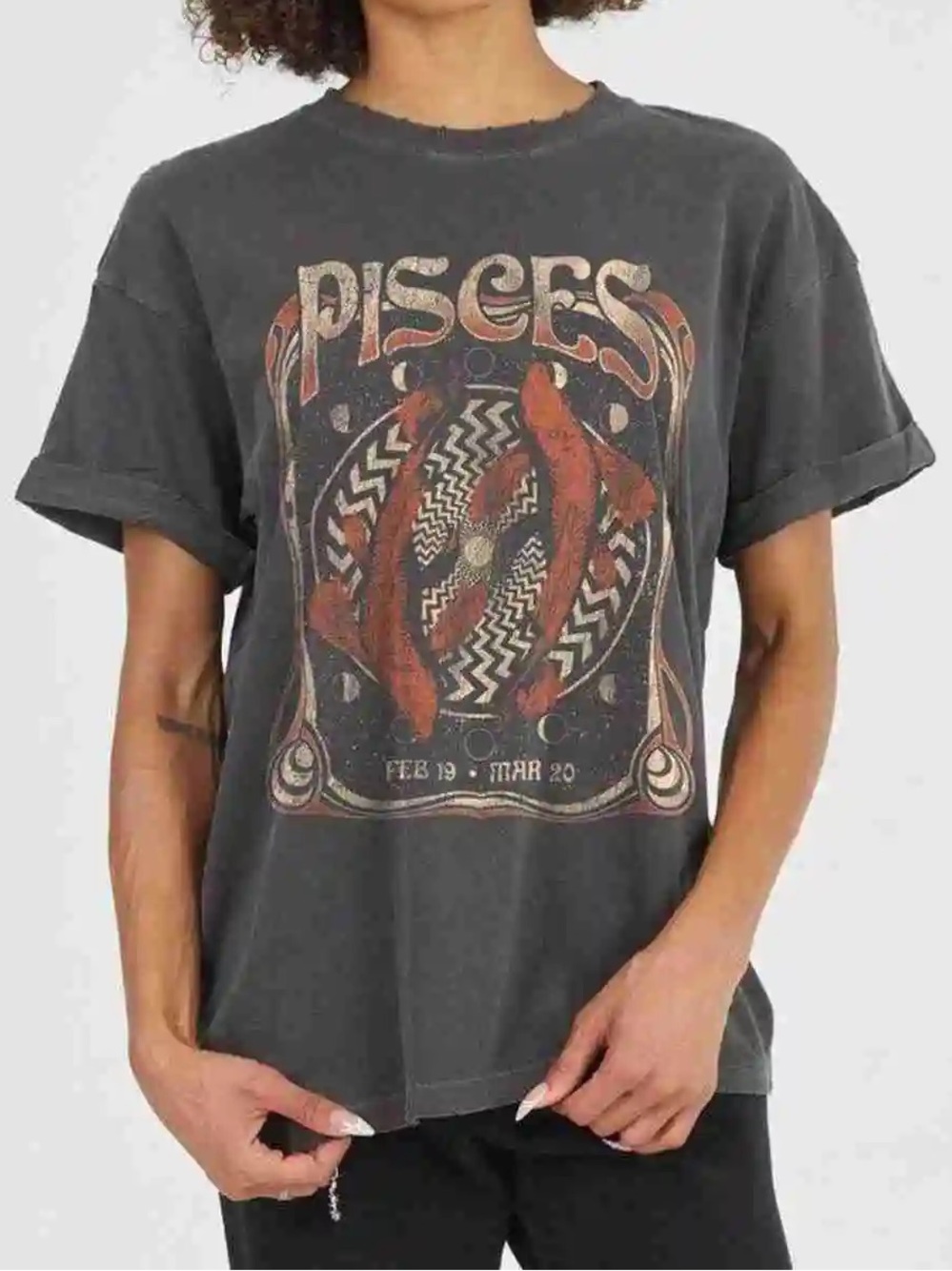 Girl Dangerous Pisces Zodiac Graphic Tee : Medium